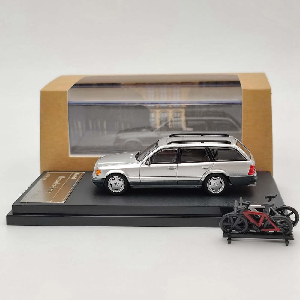 1/64 Mortal Mercedes-Benz S124 Travel Edition Diecast Toy Models Collection Gift