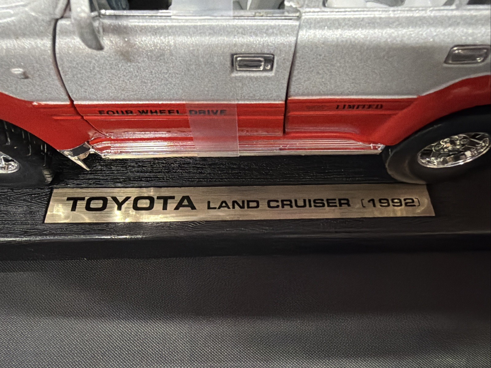 Road Tough 1992 Toyota Land Cruiser 1:18 Die-cast Metal Silver 4×4 No Box-J1/446
