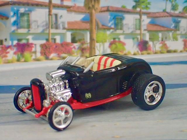 Mooneyes Equipped SC Flathead V8 1932 Ford Roadster Hot Rod 1/64 Scale Ltd Edt F