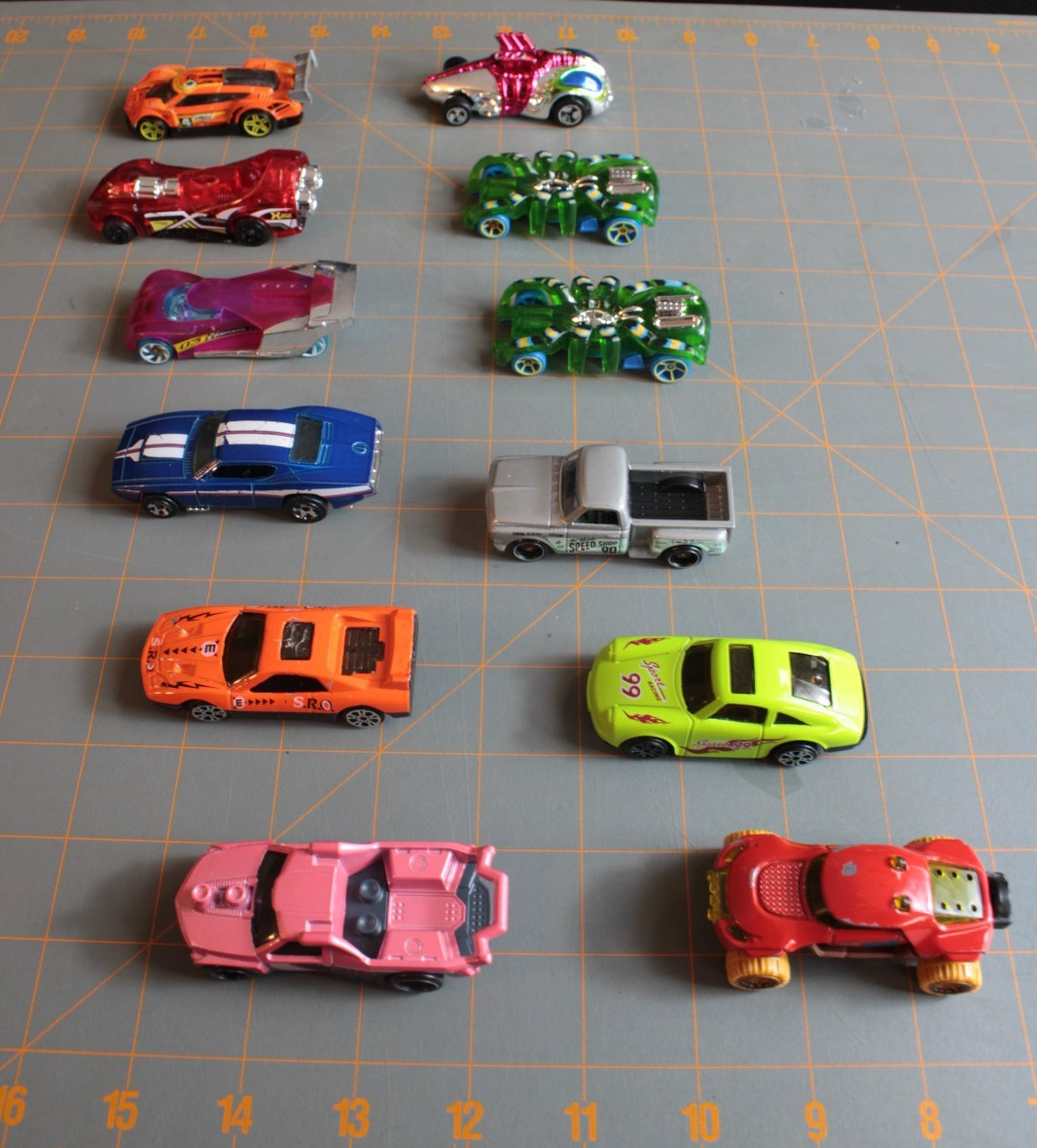 Diecast Cars Hot Wheels Matchbox Maisto 1:64 Mixed Brands As Is Lot of 60+