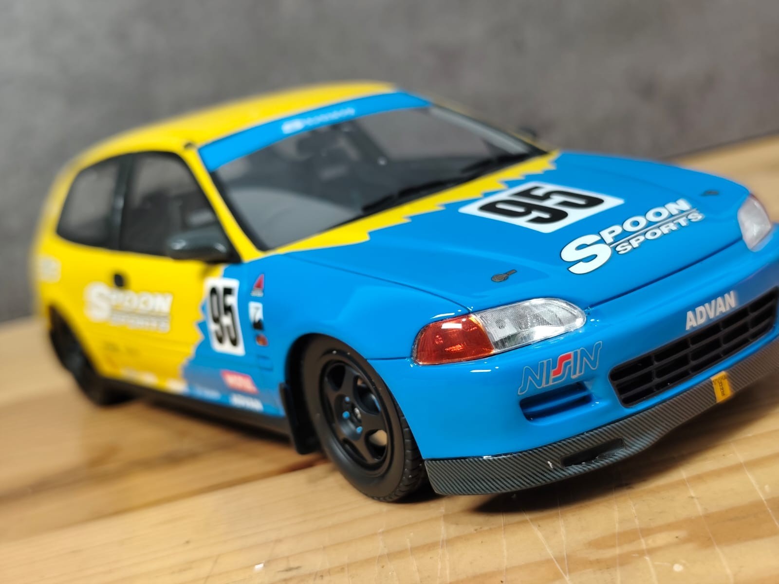 Otto Mobile 1/18 Scale Honda Civic (EG6) Spoon (Blue / Yellow)