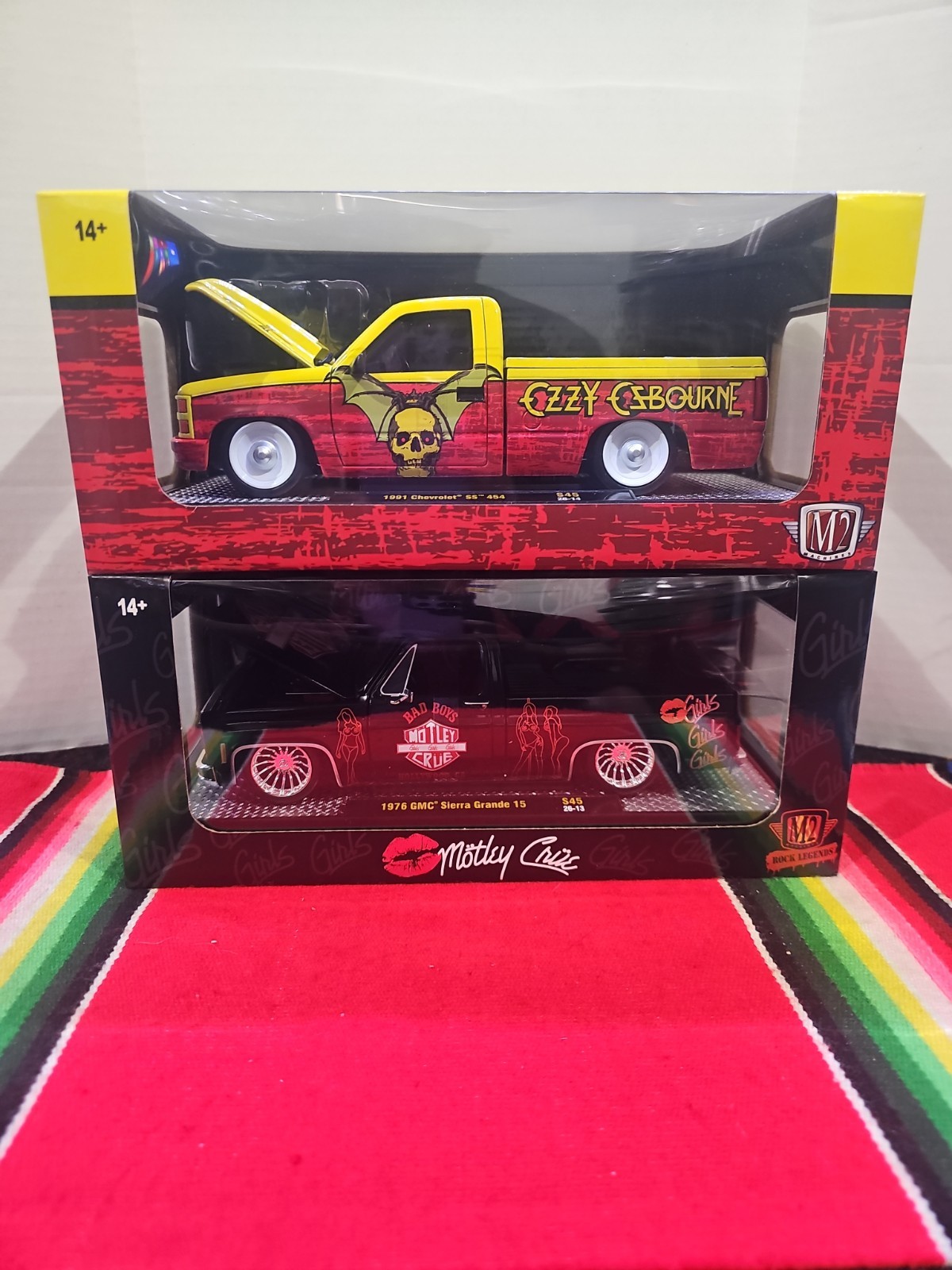 M2 Machines Rock Legends 1991 Chevrolet SS 454 & 1976 GMC Sierra 15 1:24 S45