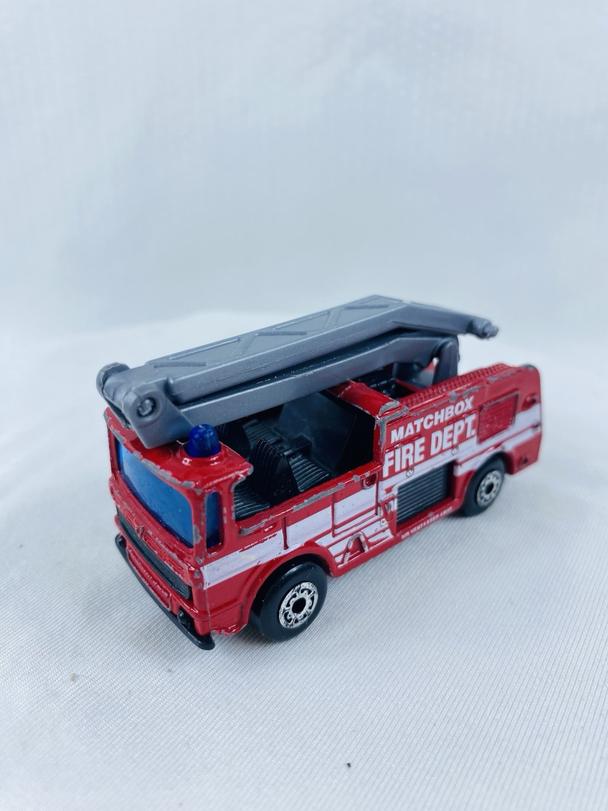 Lot of 8 Matchbox DieCast 1/64 Police, Fire, Rescue Trucks
