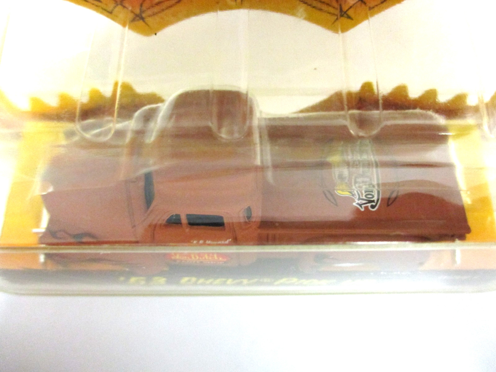JADA – VON DUTCH – 1953 CHEVROLET 3100 PICKUP TRUCK LOWRIDER – 1/64 DIECAST