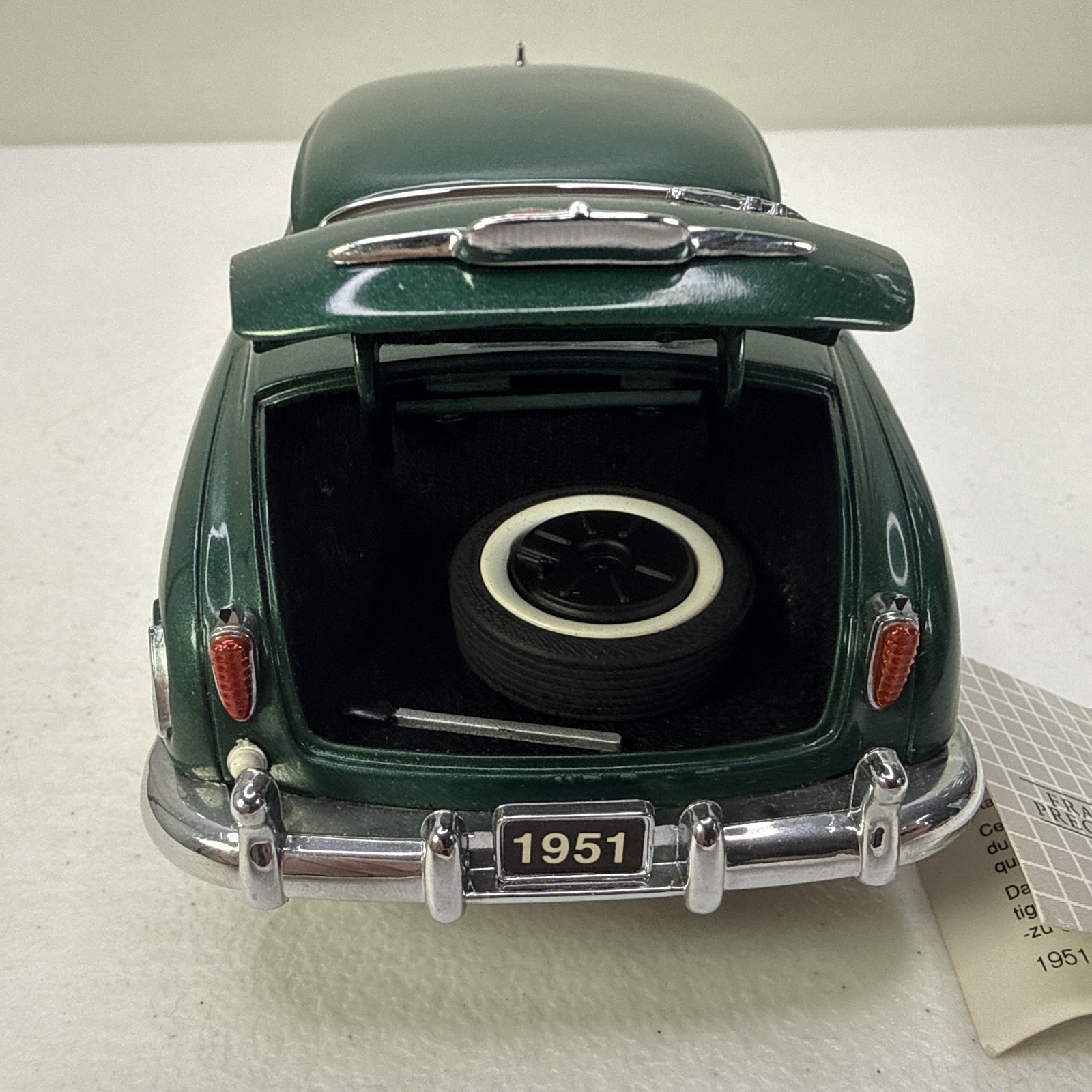 Franklin Mint 1:24 1951 Hudson Hornet Diecast Car Metallic Green w/ Tag *READ*