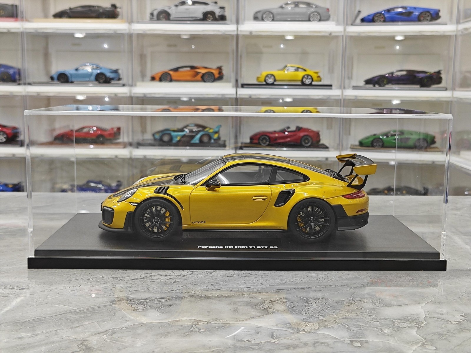 GT Spirit 1:18 Porsche 991.2 GT2 RS Gold Limited Edition Car Model