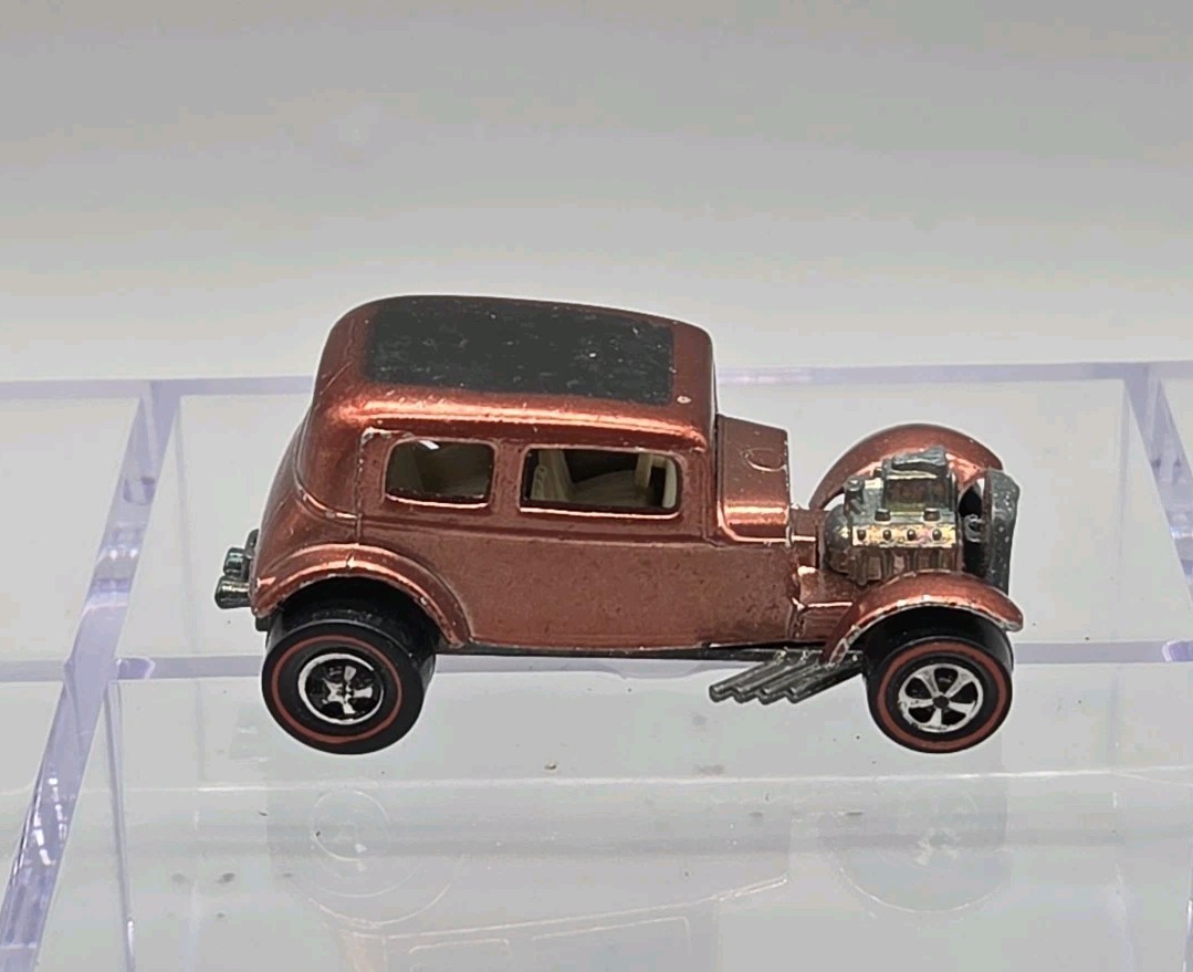 1968 Hot Wheels Redline Classic ’32 Ford Vicky Copper US
