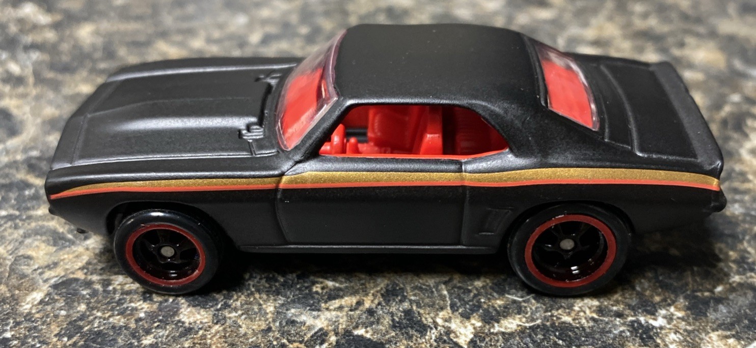 Hot Wheels Black 69 Camaro Real Riders