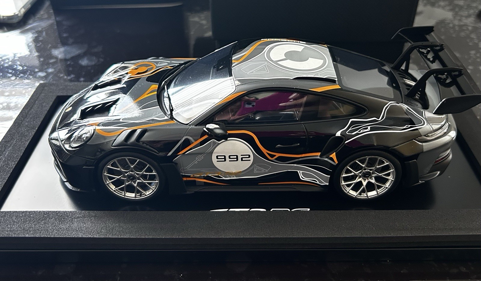 1:18 SPARK PORSCHE 911 GT3 RS 992 BLACK NO BBR D&G MR AMALGAM PEAKO H&H 669/911