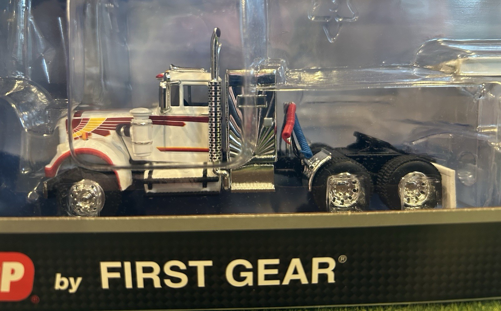 Dcp Western Star with Rogers Low Boy 1/64