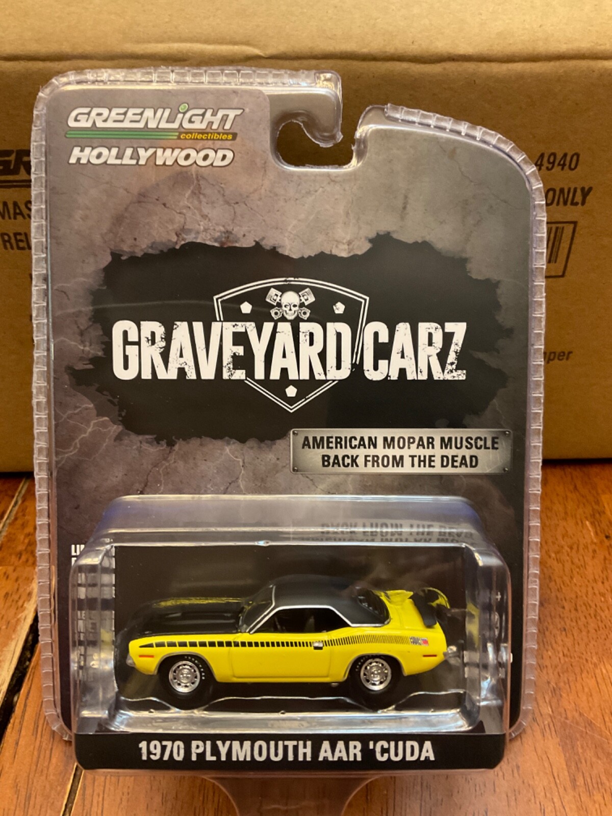 Greenlight 1:64 Hollywood Graveyard Carz 1970 Plymouth AAR Cuda