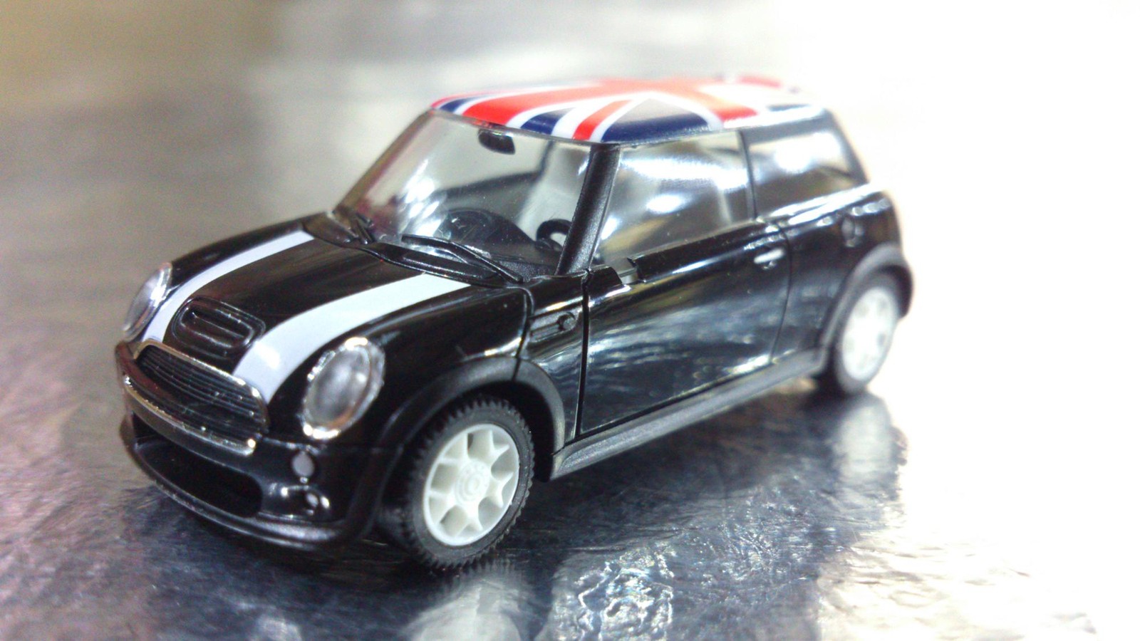 * Herpa 34004 Mini Cooper S™ United Kingdom Roof Flag Excl Ltd 1:87 HO Scale