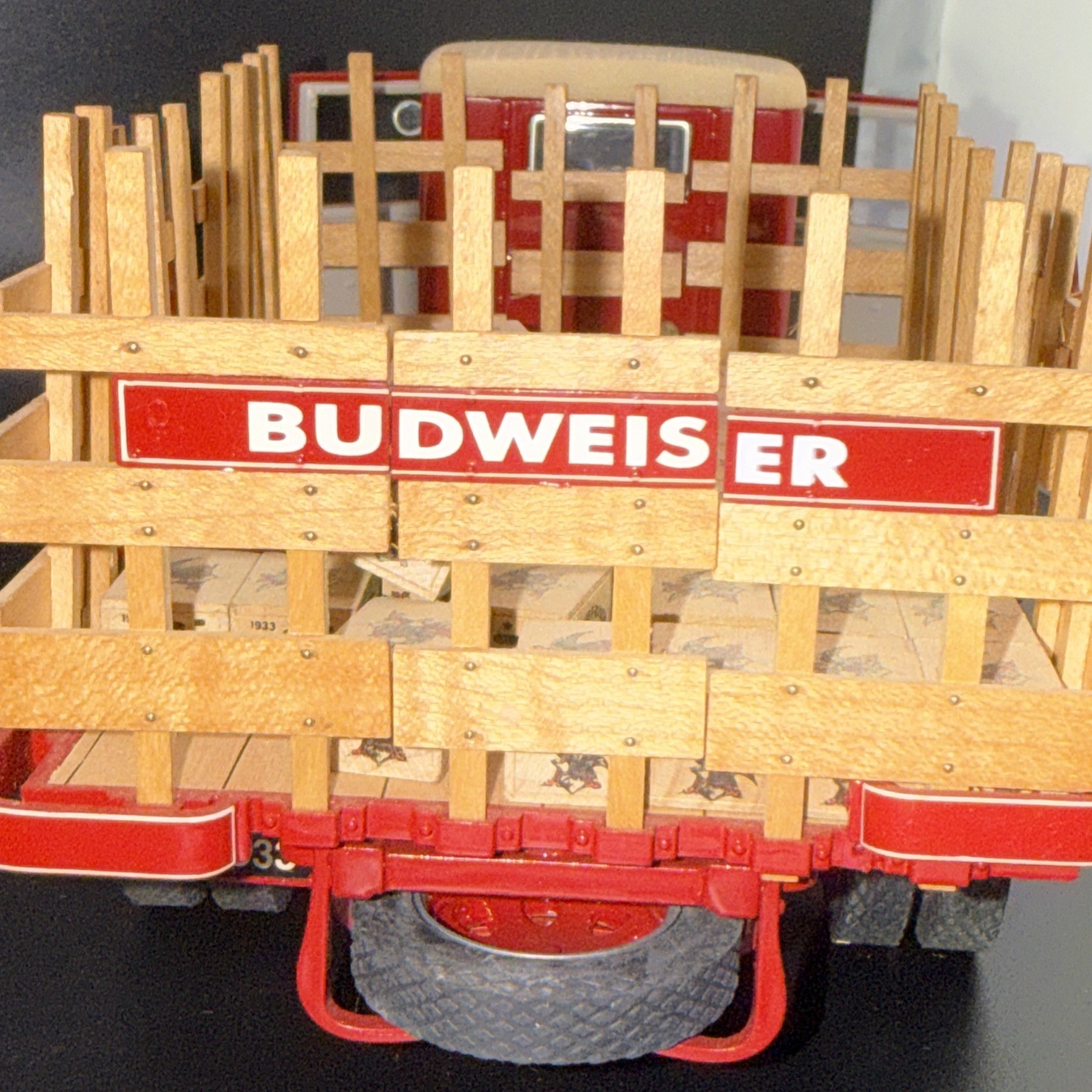 Danbury Mint 1933 Budweiser Delivery Diecast Truck Red 1/24 Anheuser-Busch