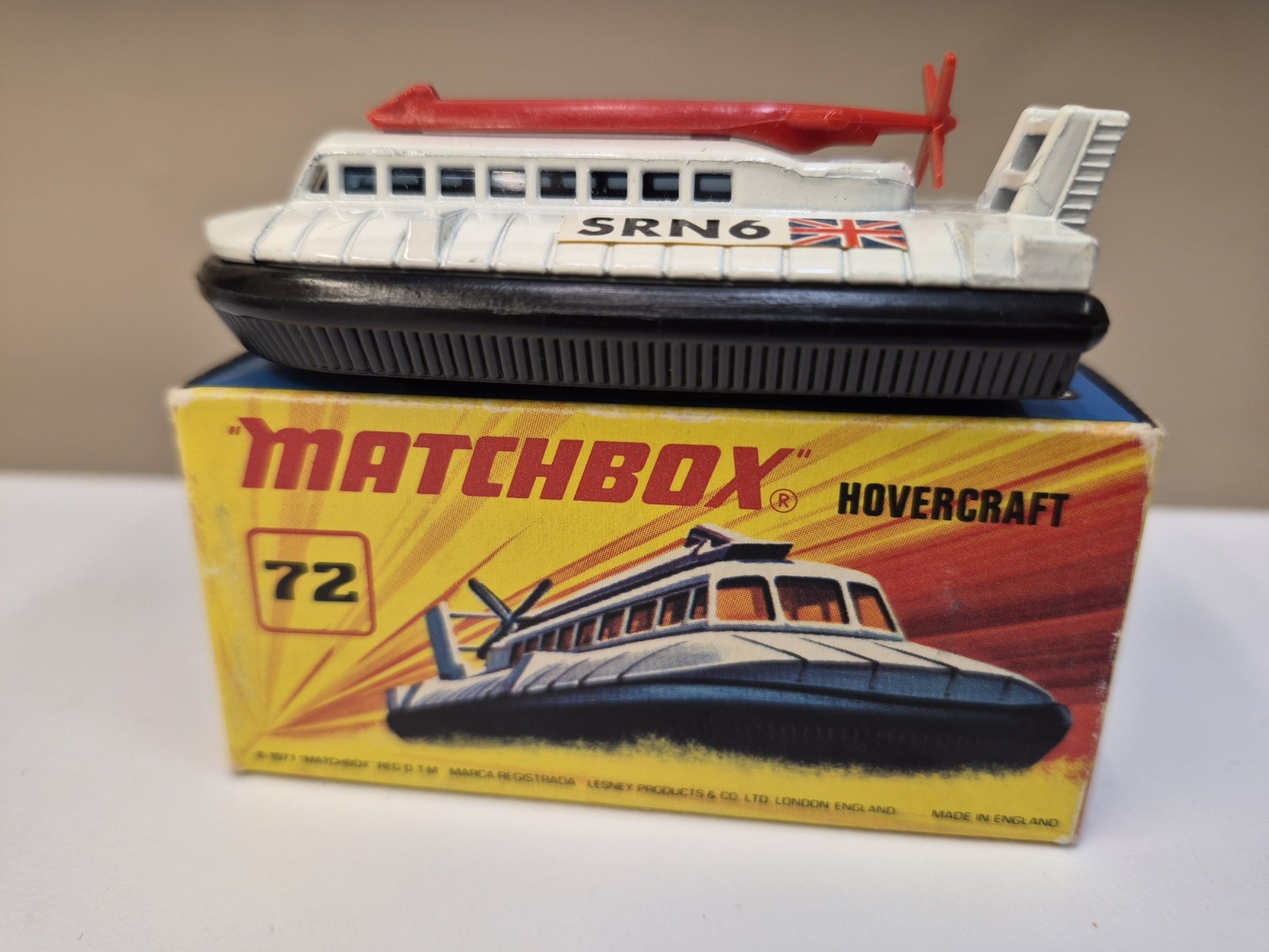 Vintage Lesney Matchbox Superfast #72 SRN6 HOVERCRAFT Diecast with Original Box.