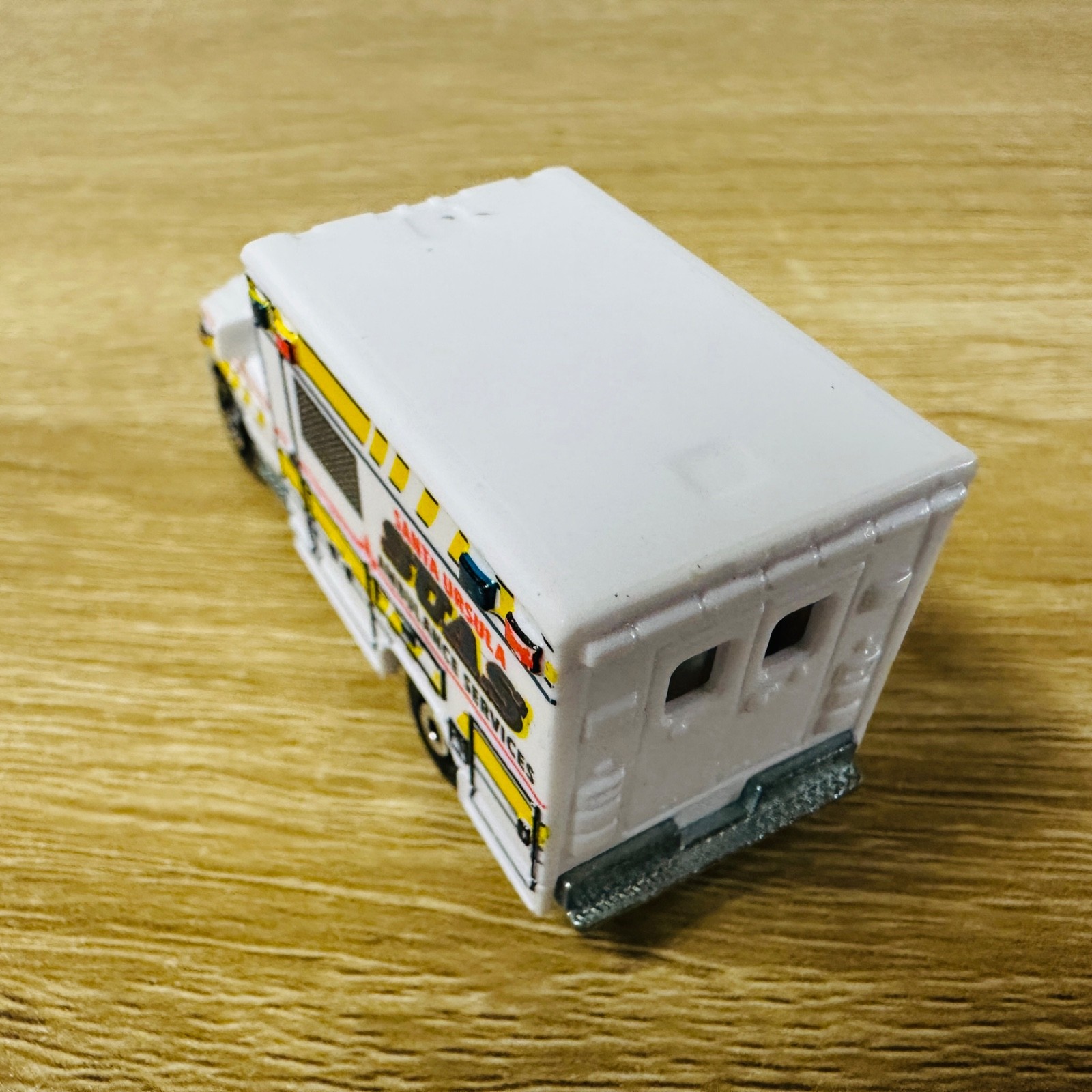 Ford E350 Ambulance White Yellow SUAS Santa Ursula MB944 2015 Heroic Rescue