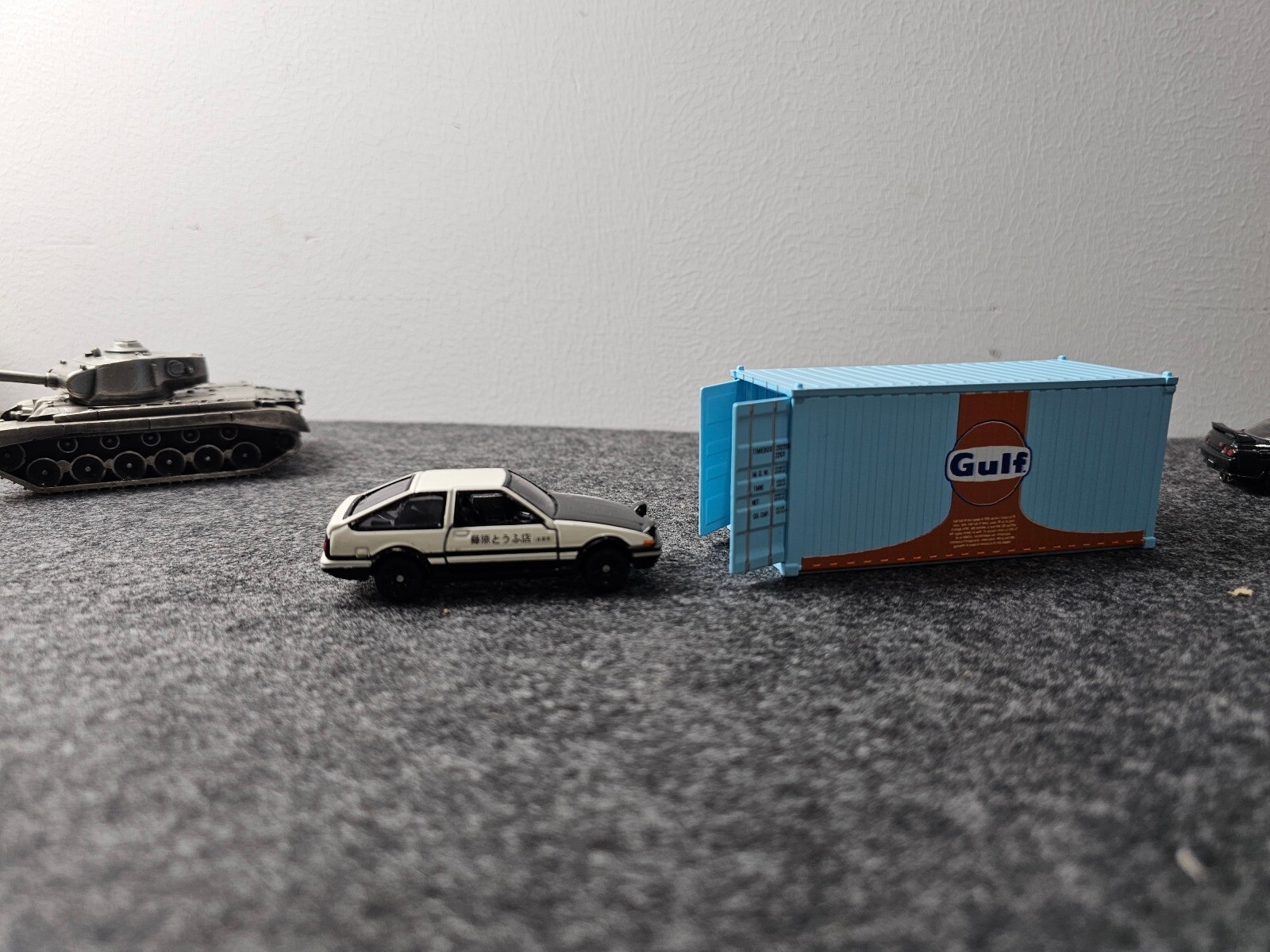 1:64 Alloy Gulf Painted 20′ Container Box Model Miniature Scene Barn Door Open