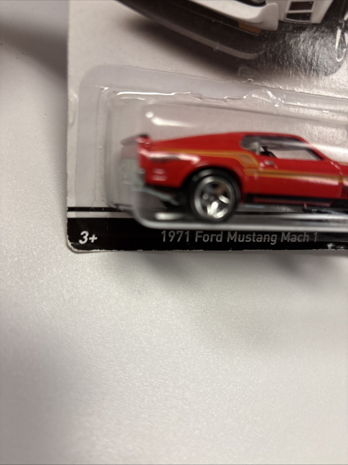 NIPn2014 Hot Wheels Mustang 50 Years Series 3/8 1971 FORD MUSTANG MACH 1 Red