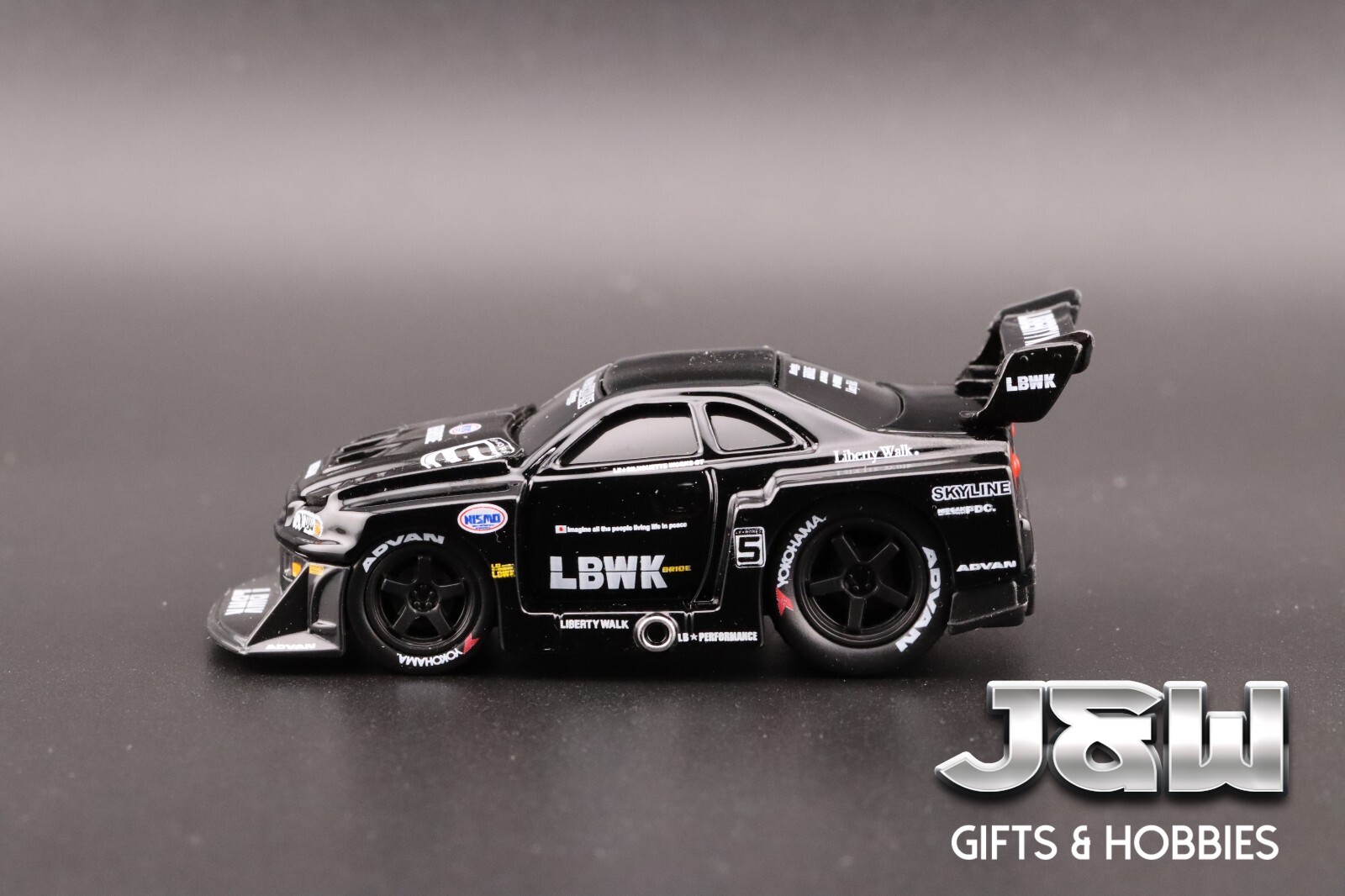 Muscle Machines LBWK Nissan GT-R R34 Super Silhouette Black 11556 1/64