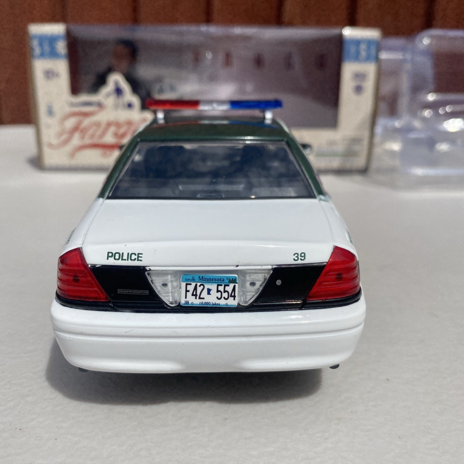 Greenlight Fargo 2006 Ford Crown Victora 1:24 Scale 84153 Hollywood Series