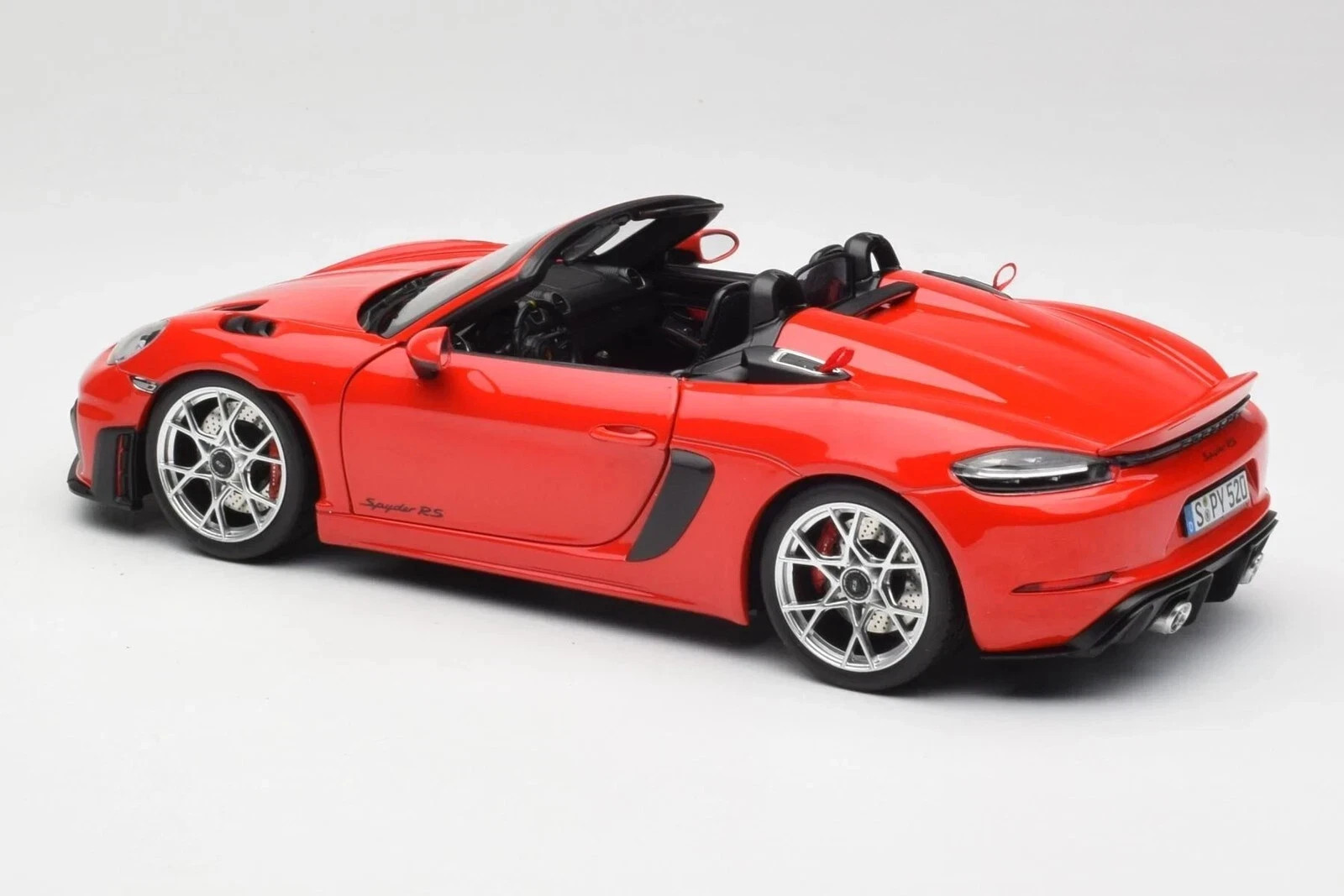 NOREV 187271 PORSCHE 718 SPYDER RS 2023 GUARDS RED 1/18