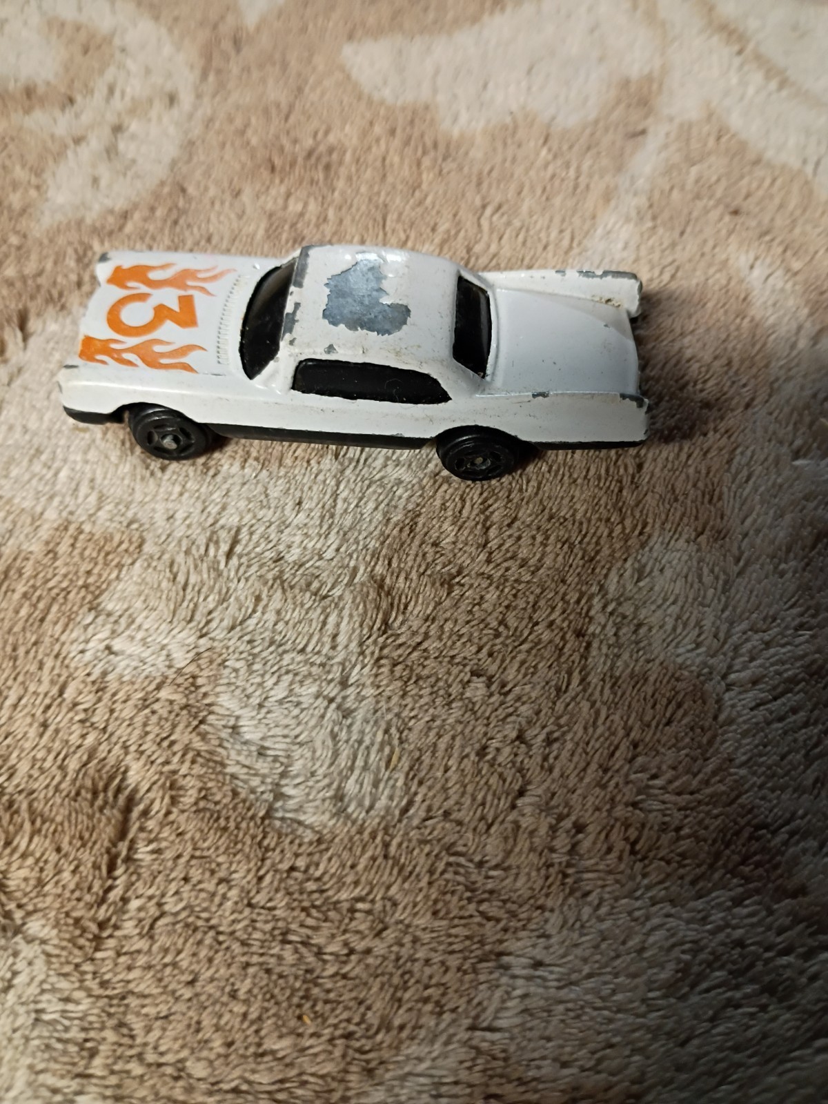 Vintage die cast and plastic car unbranded No 3