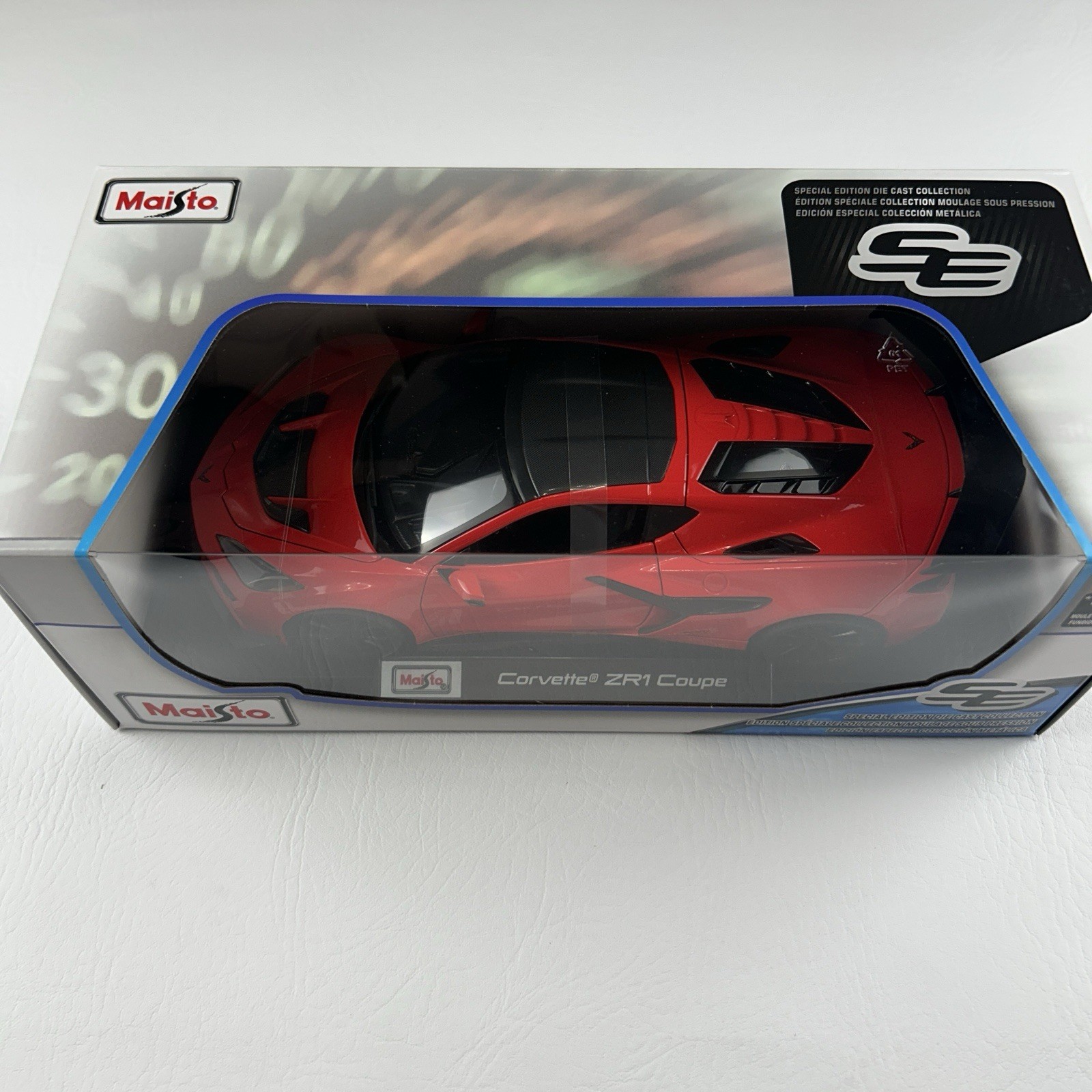 Chevrolet Corvette ZR1 Coupe Maisto 1:18 Special Edition Red Diecast Model Car