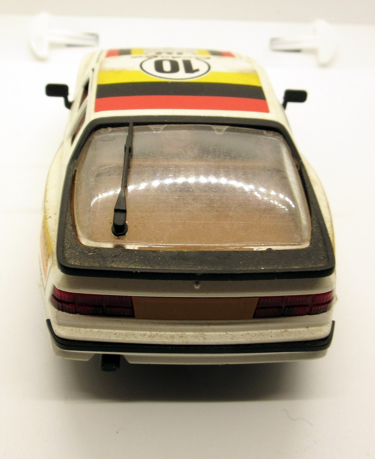 Majorette Porsche 944 Turbo, 1/24, Opening hood, doors & trunk