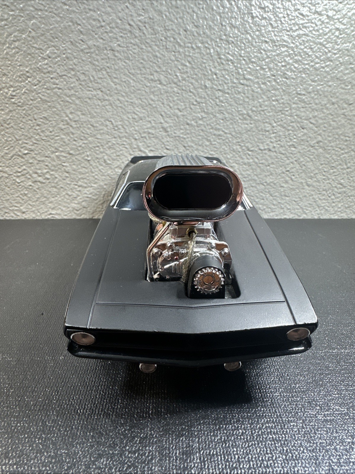 Muscle Machines 1970 Plymouth ’70 Cuda 1:18 Black /matte Black 2000 Fun line