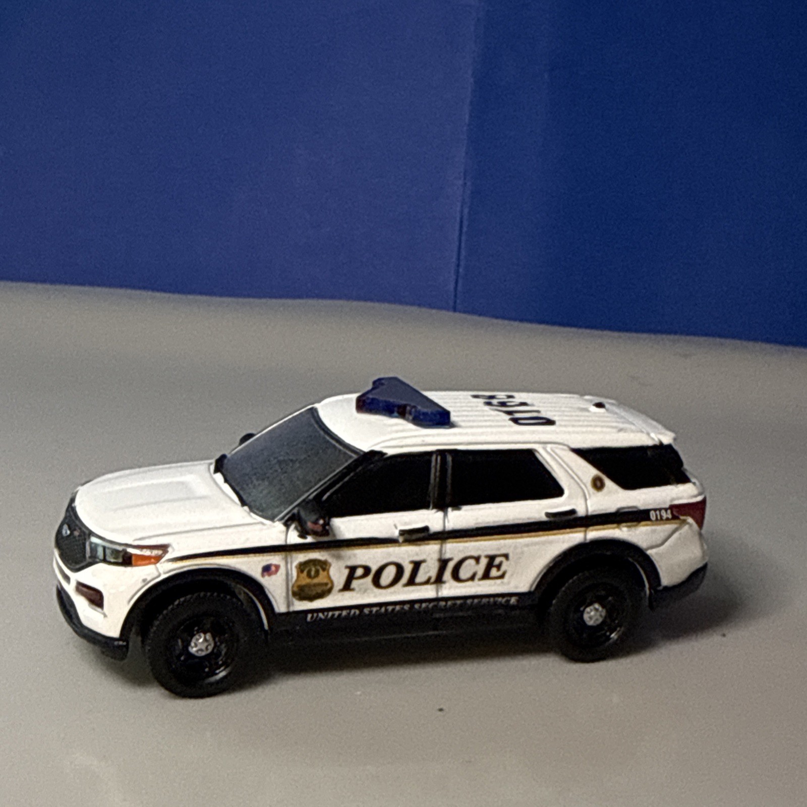 Greenlight 1:64 Custom Ford Explorer United States Secret Service