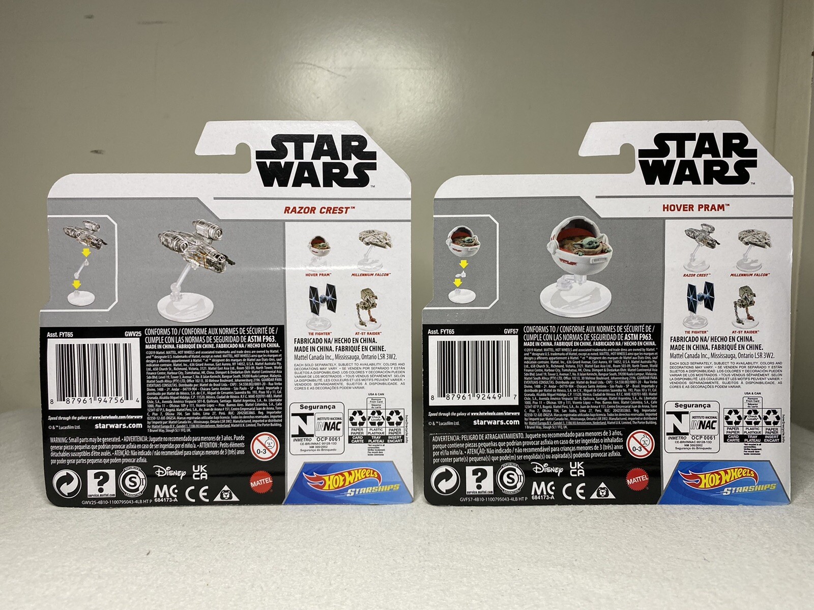 Hot Wheels Star Wars Starships Razor Crest + Child Hover Pram Diecast Disney