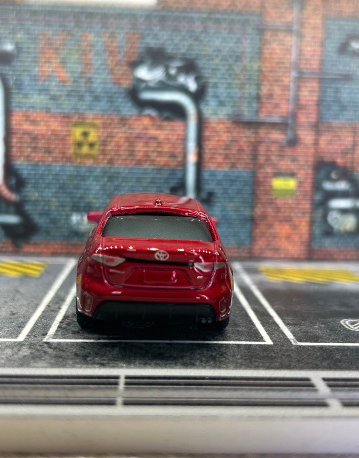 2021 Toyota Corolla Red Metallic Maisto Collection 12419 1/64 Wheels Swap