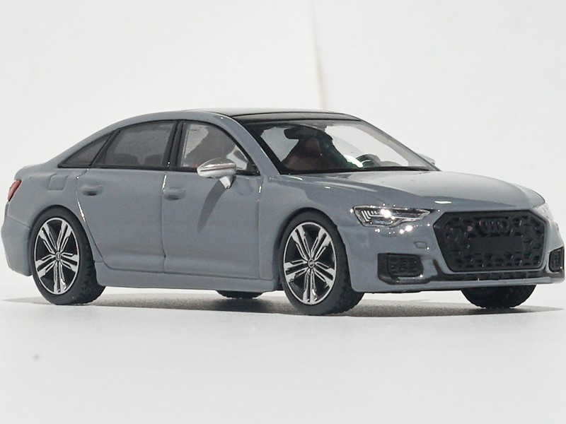 1:64 Masdi 2024 Audi S6 Nardo Grey‌