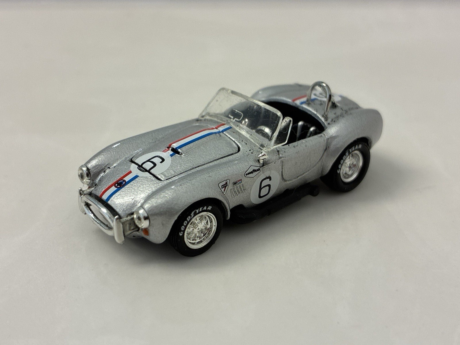 Hot Wheels Oil Can Shelby Cobra 427 S/C #6 Limited 1/7000 LOOSE