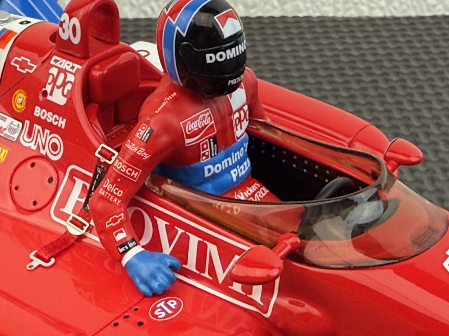 1/18 Replicarz 1990 Domino’s Indy 500 Win Aurie Luyendyk 18060 Limited