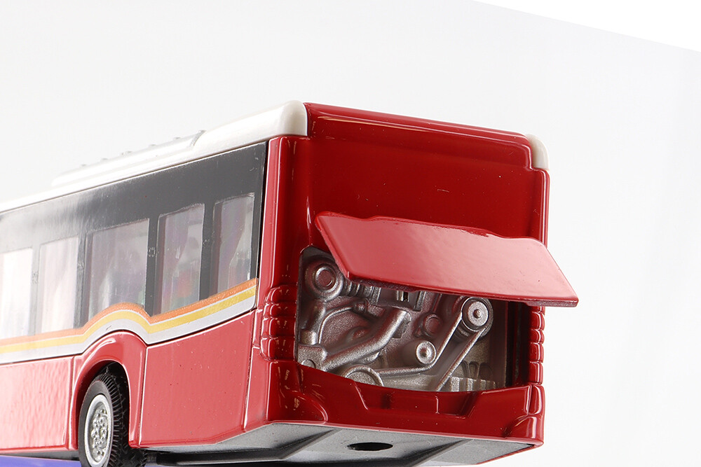 RED 11.5″ Diecast Articulated Bus with Lights and Sound (NO BOX)