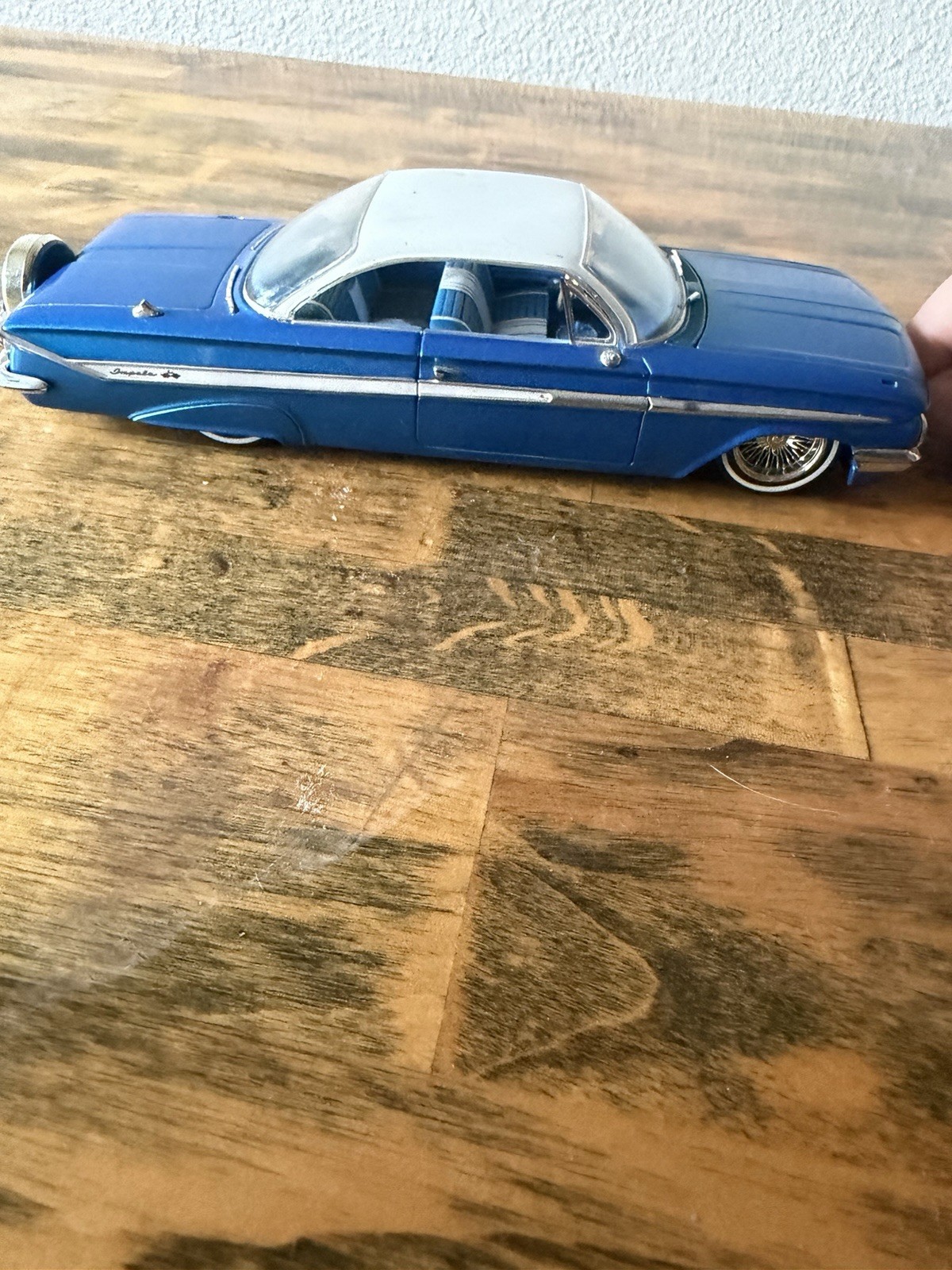 1961 Chevrolet Impala Scale 1/24