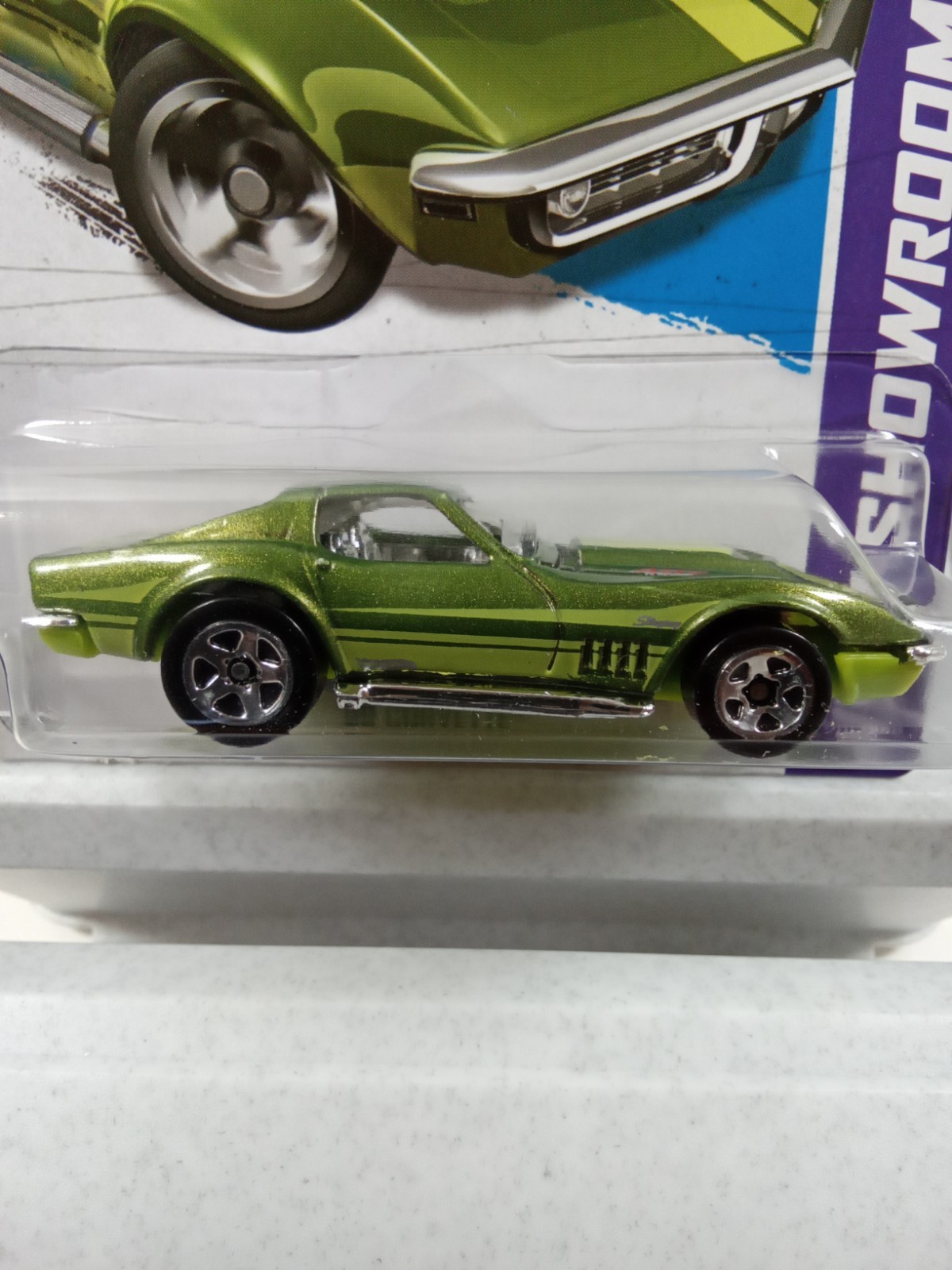 HOT WHEELS 2013 SHOWROOM SERIES 69 CORVETTE KMART COLOR EXCLUSIVE M30