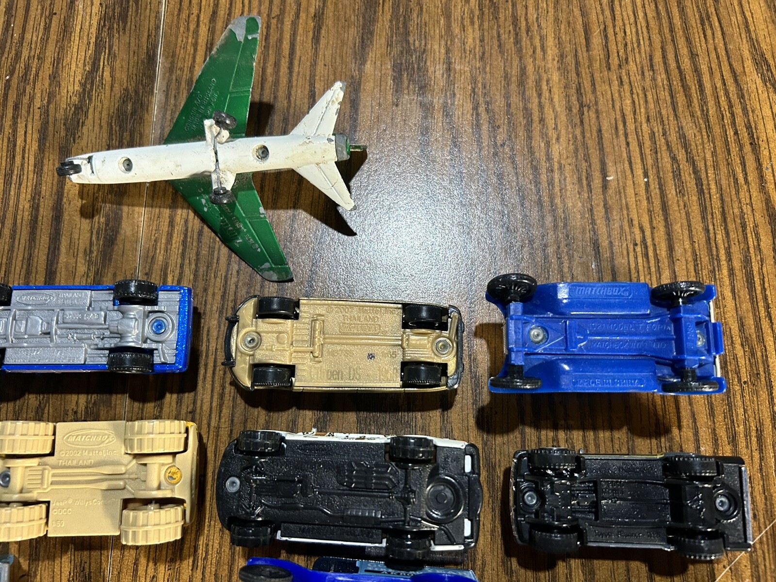 Matchbox ONLY Loose Random Lot Of 16 Cars Trucks Planes Tractor Various Years