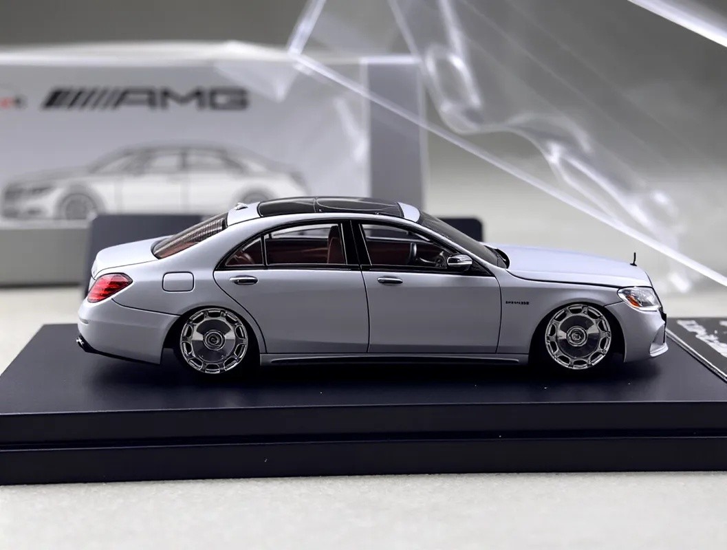 RM 1:64 Silver S63 W222 V12 VIP Luxury Sedan Sport Model Diecast Metal Car