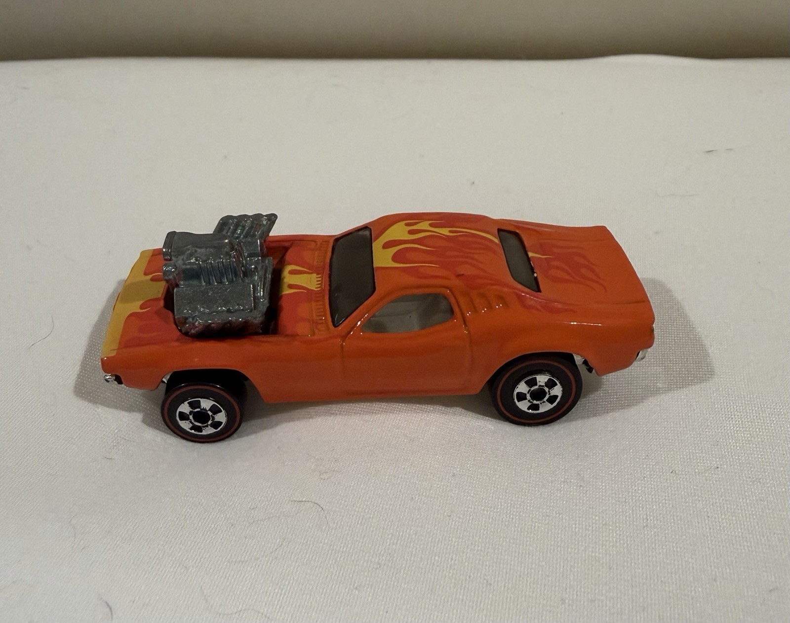 Hot Wheels 1970 Exclusive Rodger Dodger Orange With Flames