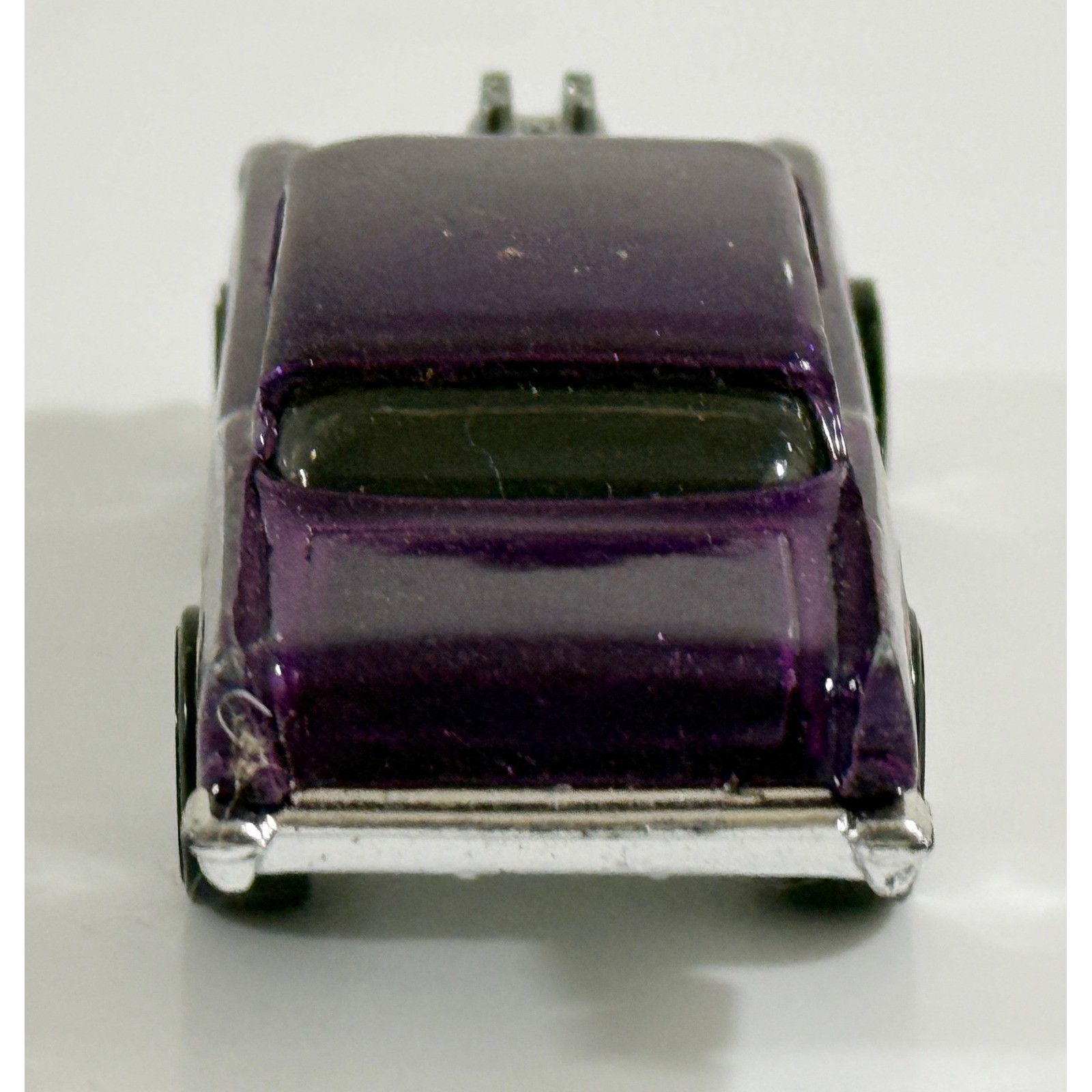 Hot Wheels 57 Chevy 1:64 Purple Metallic Exposed Engine Diecast Toy Car 1976
