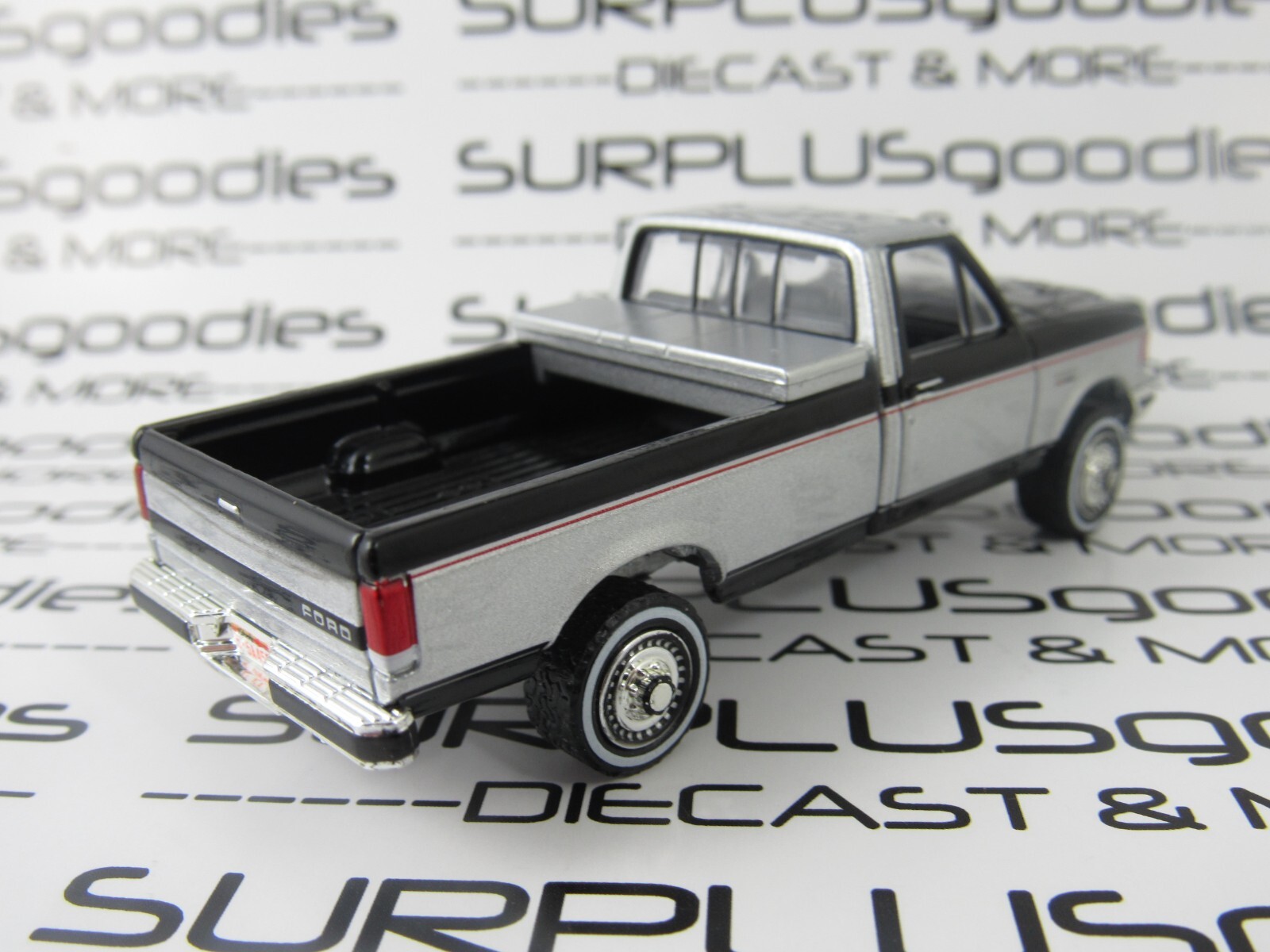 2024 Greenlight LOOSE Black & Silver 1990 FORD F250 F-250 Farm Work Pickup Truck