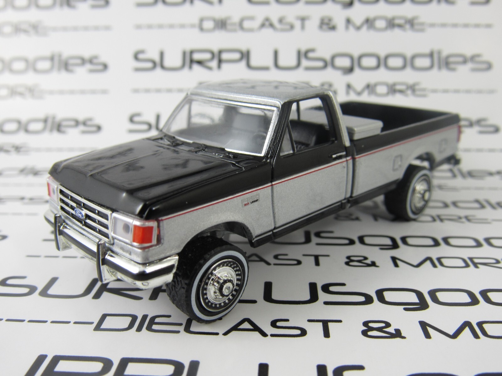 2024 Greenlight LOOSE Black & Silver 1990 FORD F250 F-250 Farm Work Pickup Truck