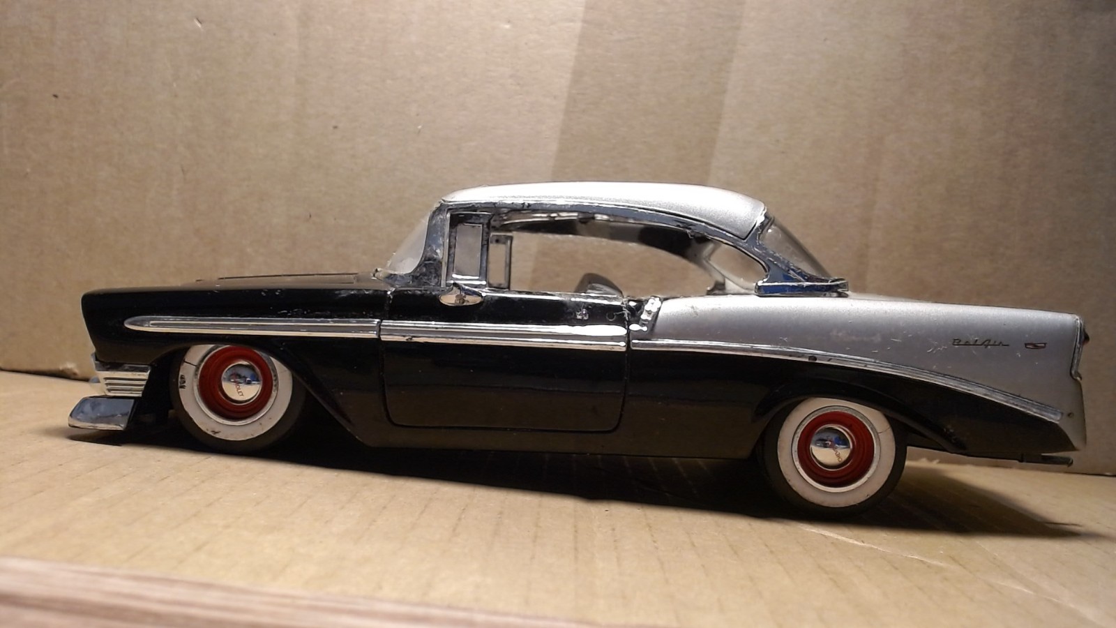 Jada Toys 1/24 Road Rats1956 Chevrolet Bel Air Diecast China Silver&Black
