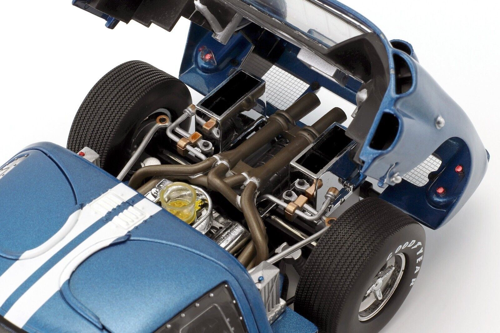 1966 Ford GT40 MK II #2 Winner Sebring Dan Gurney Jerry Grant 1:18 Scale
