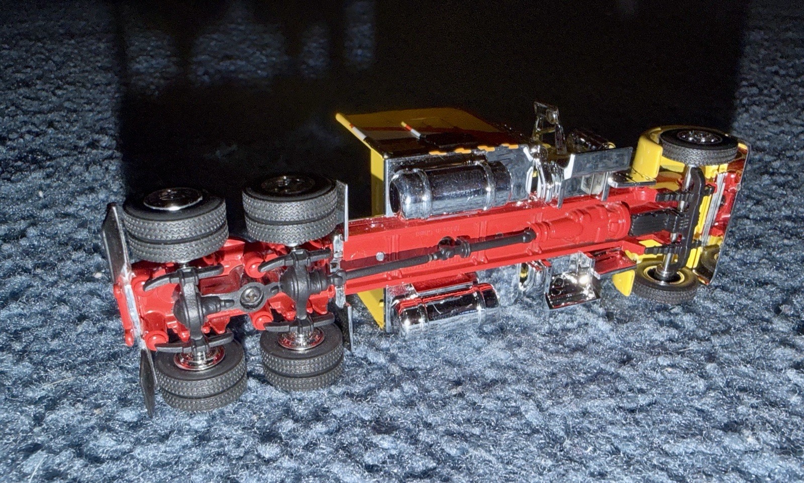 Speccast 1/64 Die Cast Minneapolis-Moline Kenworth W-900 Tractor Trailer #32040