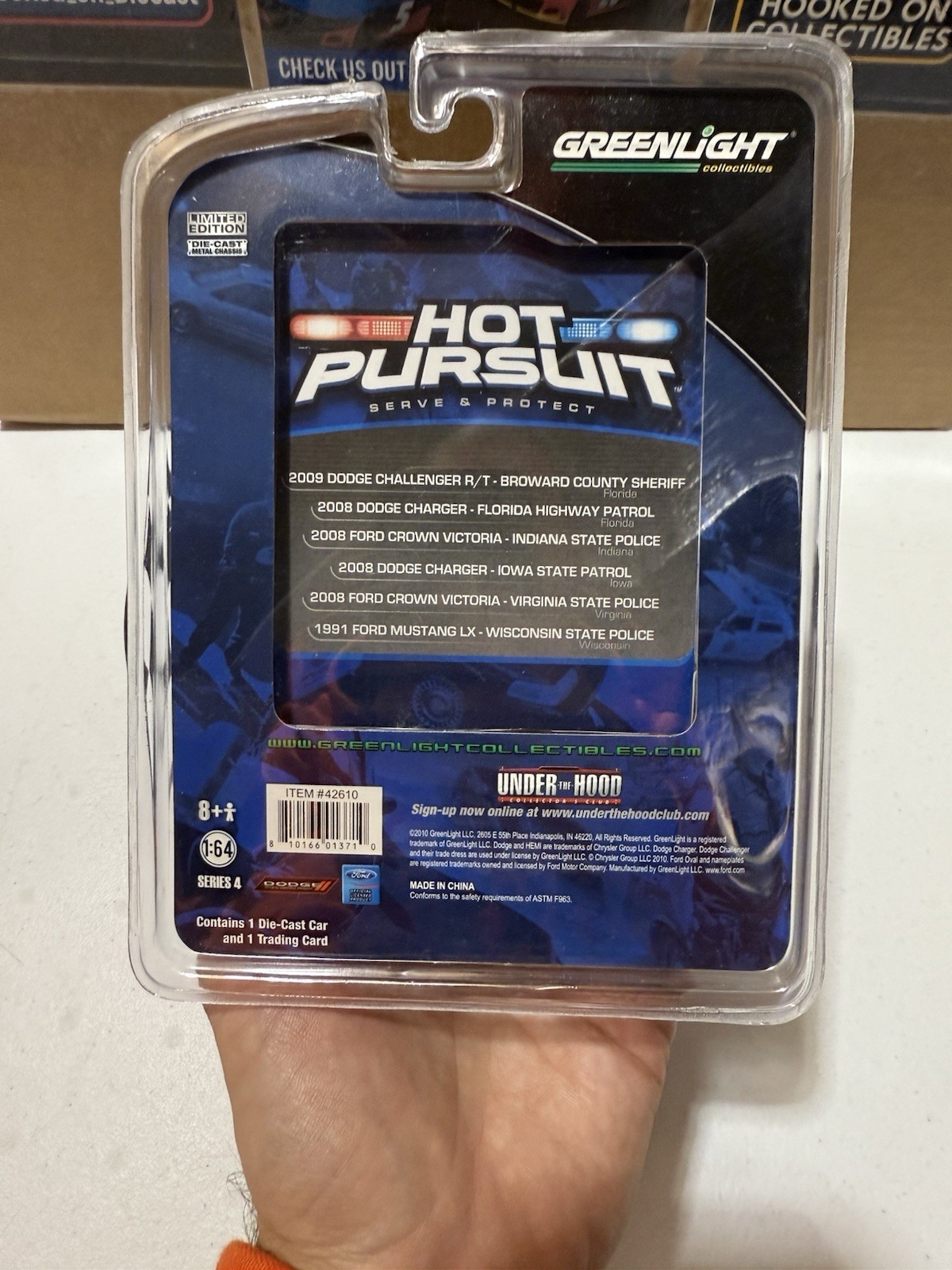 RARE* Hot Pursuit INDIANA STATE 2008 Ford Crown Vic Interceptor 1/64 Series 4