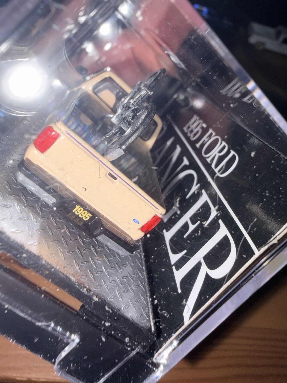 M2 Machines 1995 Ford Ranger XLT Tan Limited Edition Wheel Swapped With Bike