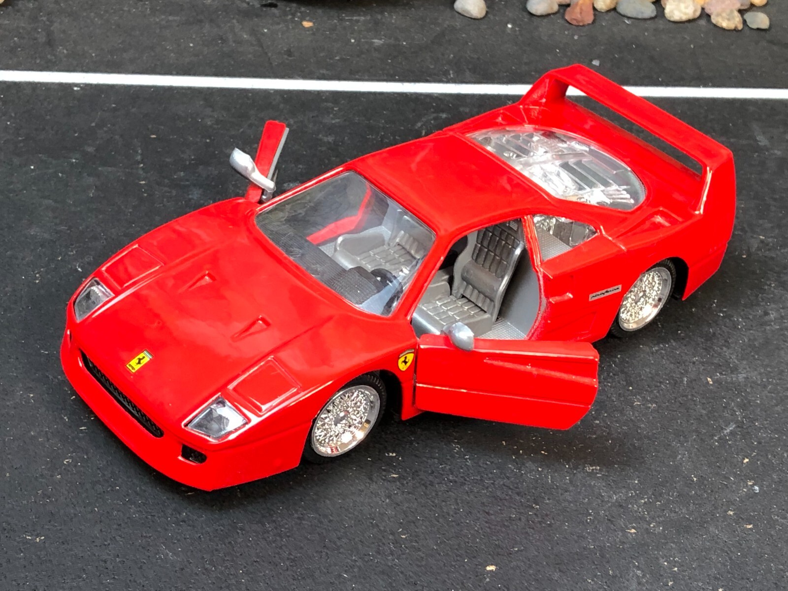 SUNNY SIDE SS7704 1:24 Diecast Model RED 1987 FERRARI F40 Opening Doors NO BOX