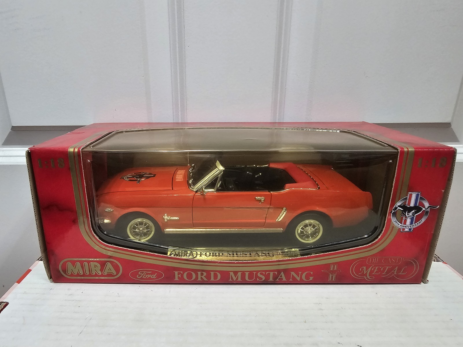Mira Calidad Golden Line 1965 Ford Red Fastback Mustang Diecast 1:18 Scale Car